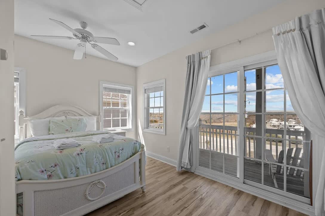 6d14cafa 25ca 4a twZTl