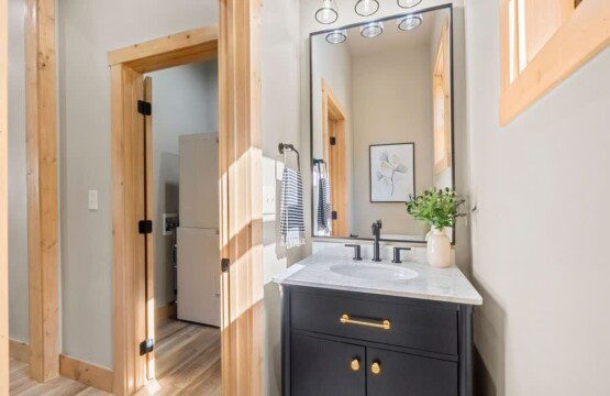 140ef33e 016b 4a CicA2