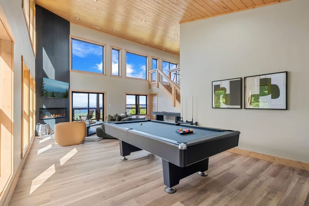 5618c315 5f68 4d d 08