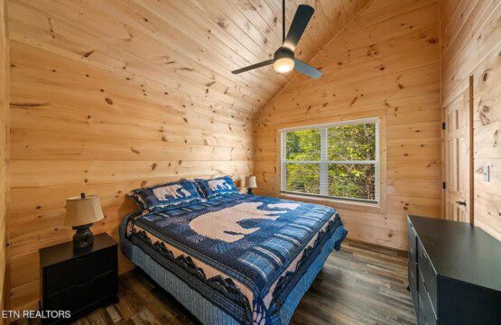 6026d57c 7cb8 46 QRk6S