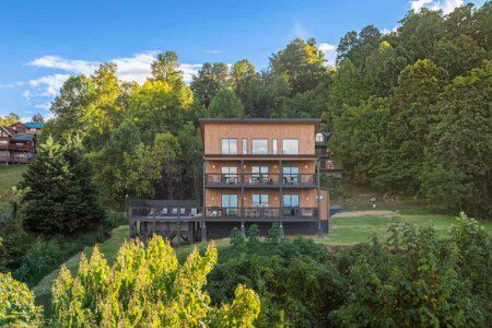 815a3a72 4792 43 wBq7d