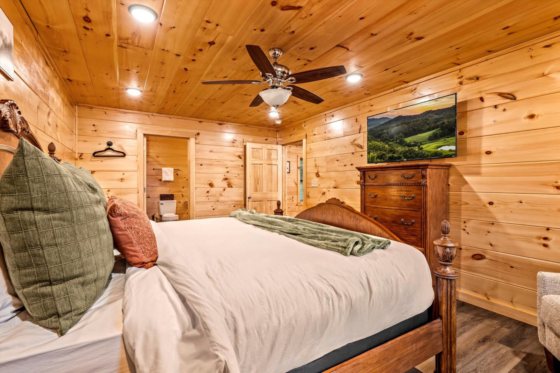 ay1vszq6gc8o11klsu07