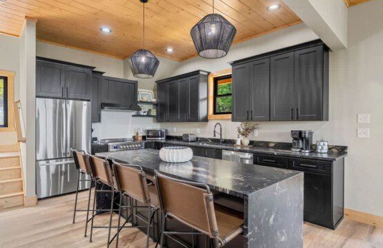 c3296b51 aa71 4a 4Pt75