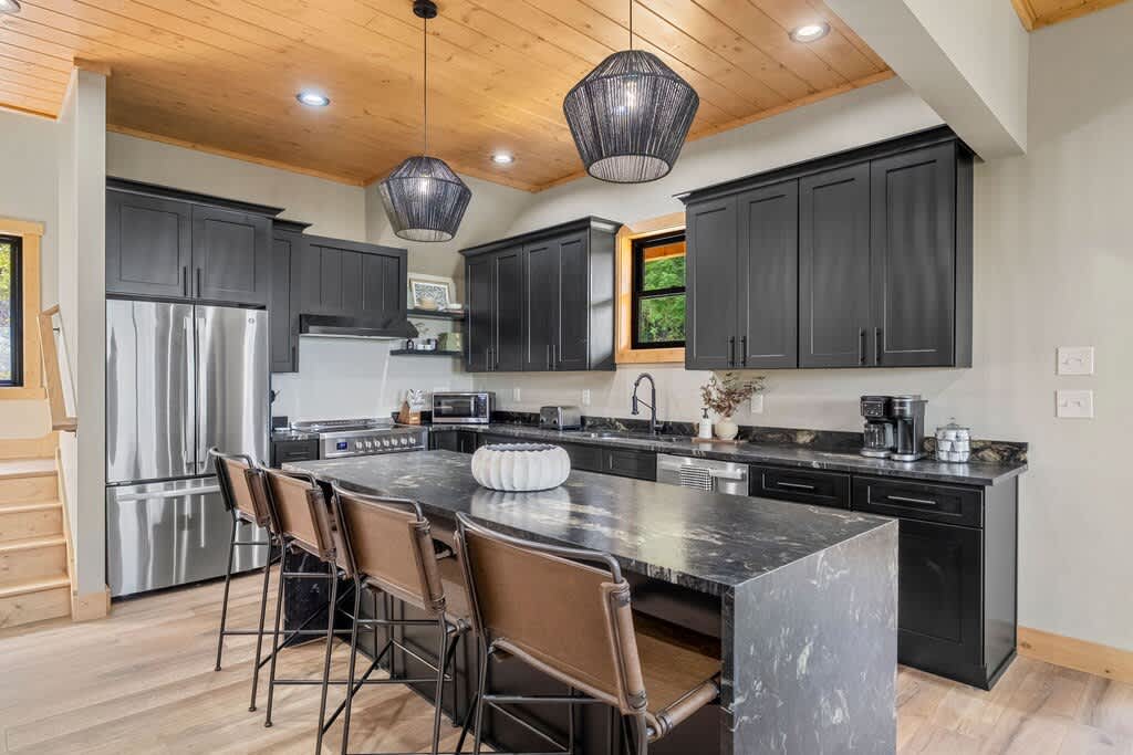 c3296b51 aa71 4a 4Pt75