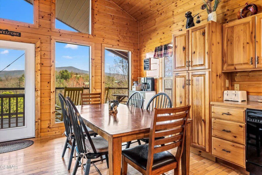 d003da36 2a27 45 LXtzB