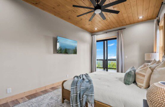 d9aaf2ce b121 42 WGymG