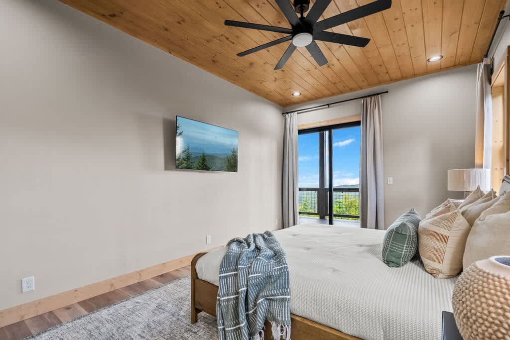 d9aaf2ce b121 42 WGymG