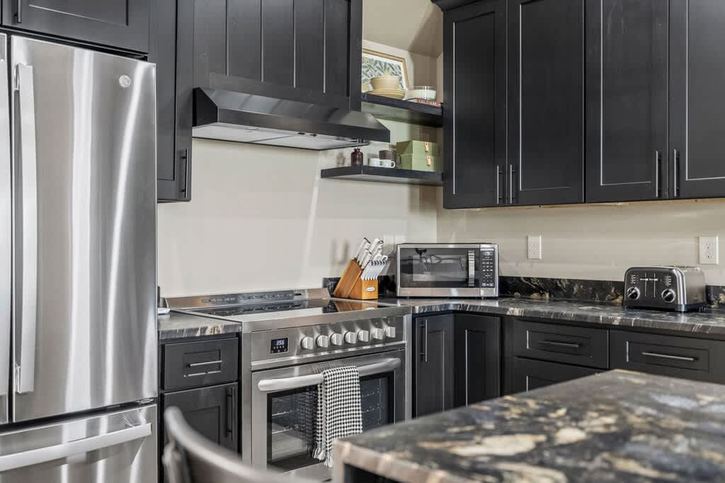 dafe22a6 91a2 49 UK4Z3